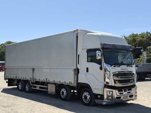 いすゞギガアルミウイング大型（10t）[写真03]