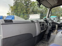 三菱ふそうファイターパッカー車（塵芥車）増トン（6t・8t）[写真36]