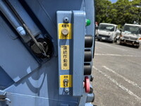 日野デュトロパッカー車（塵芥車）小型（2t・3t）[写真12]
