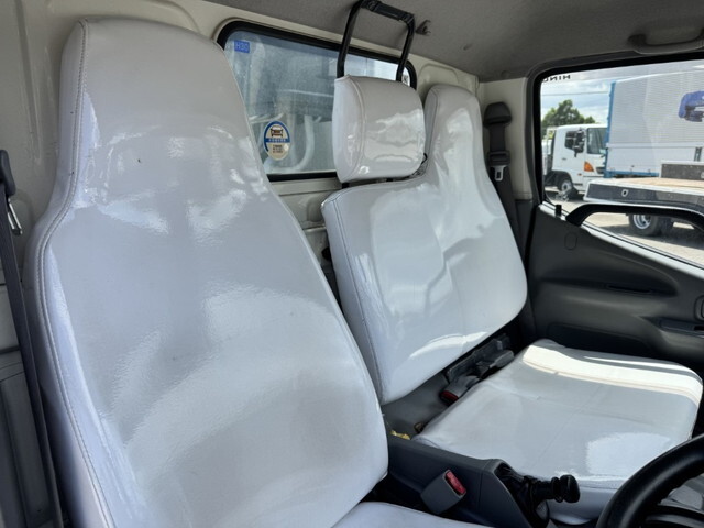 日野デュトロパッカー車（塵芥車）小型（2t・3t）[写真22]