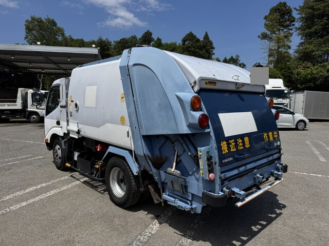 日野デュトロパッカー車（塵芥車）小型（2t・3t）[写真04]