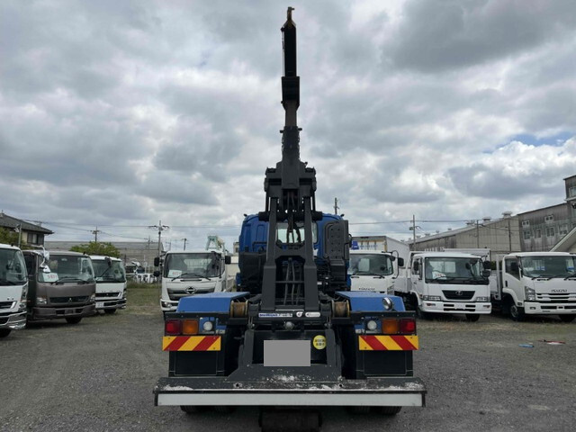 いすゞギガコンテナ専用車大型（10t）[写真14]