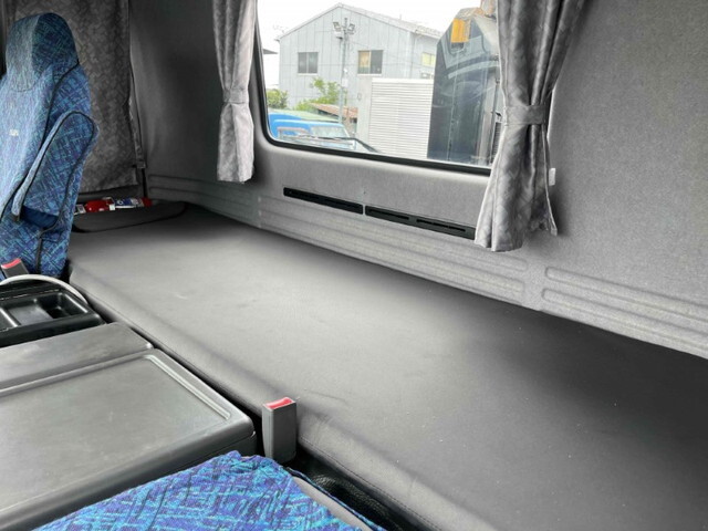 いすゞギガコンテナ専用車大型（10t）[写真39]