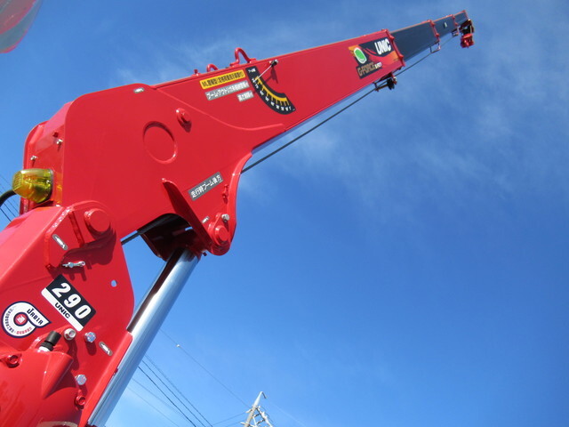 三菱ふそうキャンタークレーン4段小型（2t・3t）[写真10]