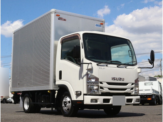 いすゞエルフアルミバン小型（2t・3t）[写真01]