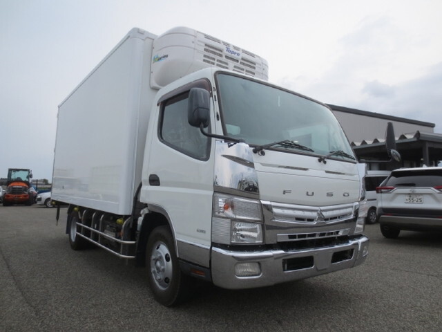 三菱ふそうキャンター冷凍車（冷蔵車）小型（2t・3t）[写真01]
