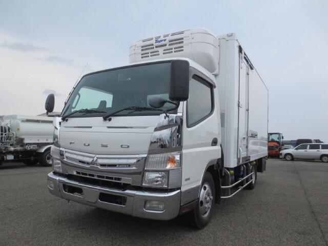 三菱ふそうキャンター冷凍車（冷蔵車）小型（2t・3t）[写真03]