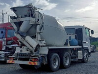 いすゞギガミキサー車（コンクリートミキサー）大型（10t）[写真06]
