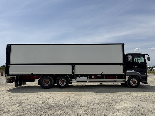 三菱ふそうスーパーグレートアルミウイング大型（10t）[写真08]