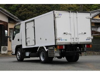 いすゞエルフ冷凍車（冷蔵車）小型（2t・3t）[写真02]
