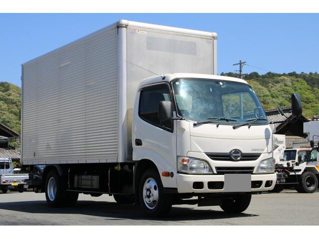 日野デュトロアルミバン小型（2t・3t）[写真01]