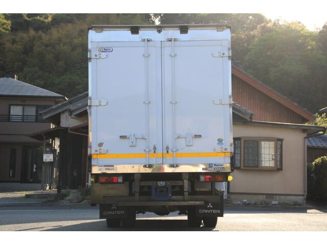 三菱ふそうキャンター冷凍車（冷蔵車）小型（2t・3t）[写真08]