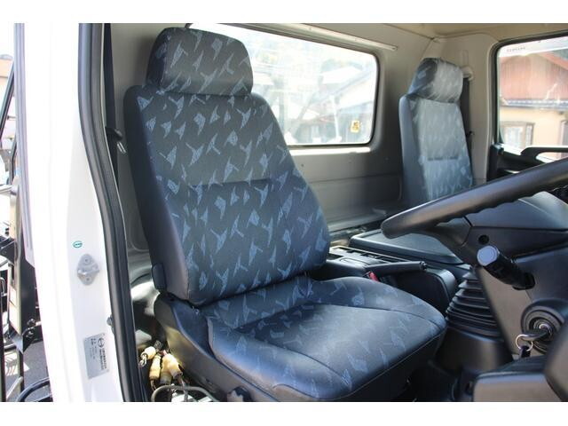 日野レンジャーコンテナ専用車中型（4t）[写真28]