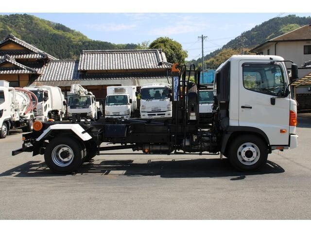 日野レンジャーコンテナ専用車中型（4t）[写真07]