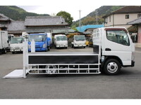 三菱ふそうキャンター平ボディ小型（2t・3t）[写真13]
