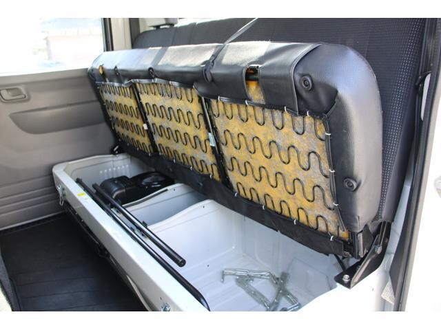 三菱ふそうキャンターダブルキャブ（Wキャブ）小型（2t・3t）[写真35]