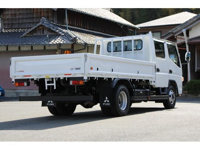 三菱ふそうキャンターダブルキャブ（Wキャブ）小型（2t・3t）[写真04]