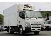 三菱ふそうキャンター冷凍車（冷蔵車）小型（2t・3t）[写真01]