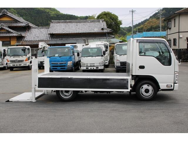 いすゞエルフ平ボディ小型（2t・3t）[写真13]