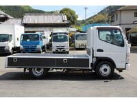 三菱ふそうキャンター平ボディ小型（2t・3t）[写真12]