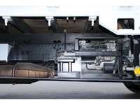 いすゞフォワード平ボディ中型（4t）[写真16]
