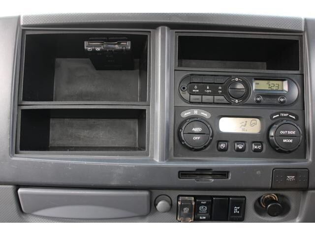 いすゞフォワードコンテナ専用車中型（4t）[写真39]