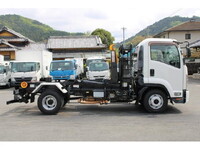 いすゞフォワードコンテナ専用車中型（4t）[写真10]