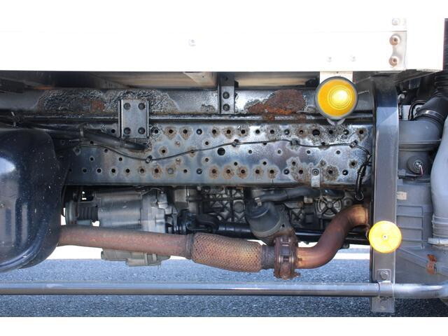 いすゞエルフアルミバン小型（2t・3t）[写真27]
