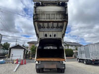 いすゞフォワードパッカー車（塵芥車）増トン（6t・8t）[写真14]