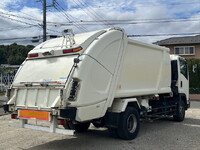 いすゞフォワードパッカー車（塵芥車）増トン（6t・8t）[写真05]