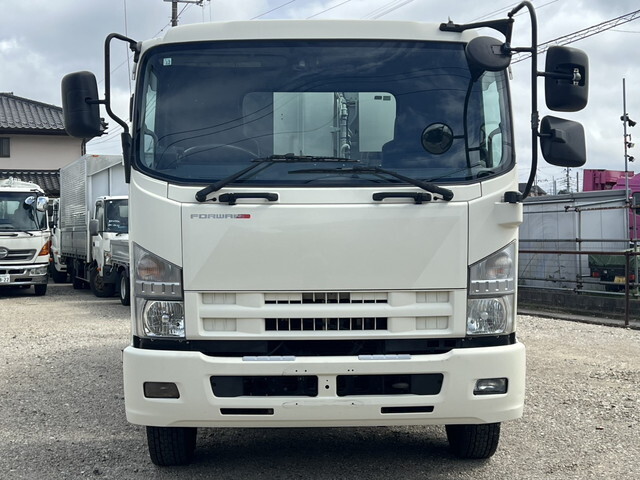 いすゞフォワードパッカー車（塵芥車）増トン（6t・8t）[写真05]