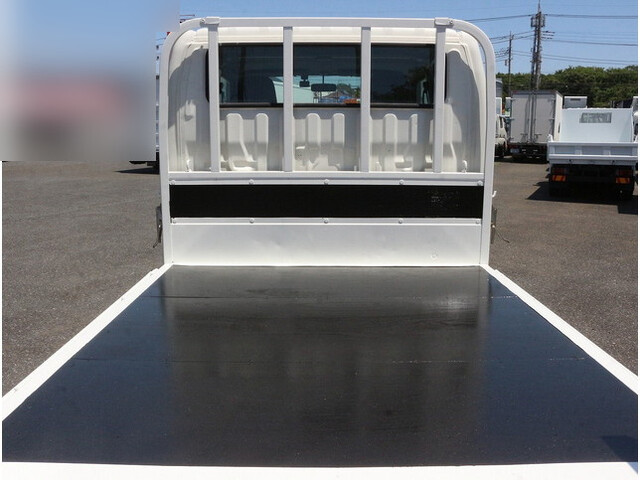 日野デュトロダブルキャブ（Wキャブ）小型（2t・3t）[写真15]