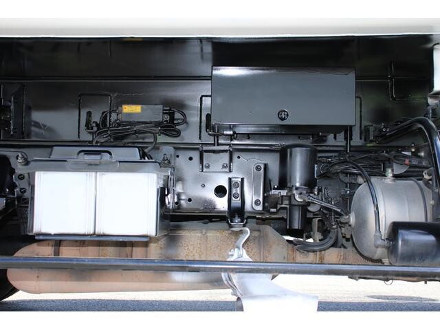 日野レンジャーパッカー車（塵芥車）中型（4t）[写真28]