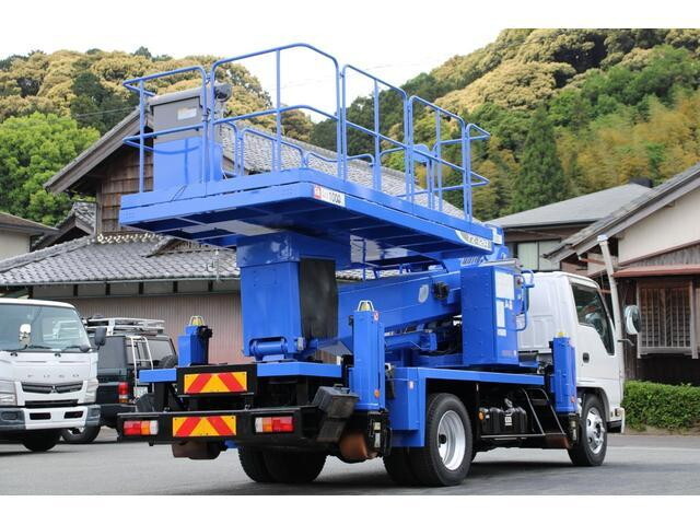 いすゞエルフ高所作業車小型（2t・3t）[写真04]