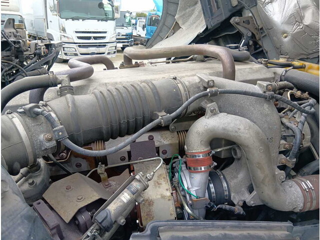 日野プロフィアトレーラーヘッド（トラクターヘッド）大型（10t）[写真25]