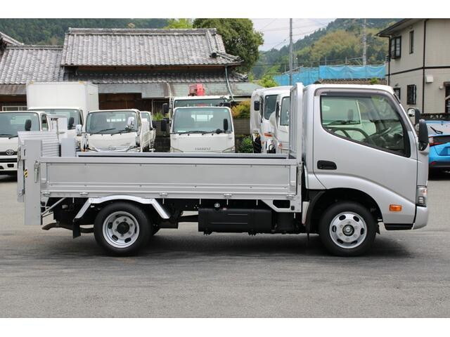 トヨタダイナ平ボディ小型（2t・3t）[写真07]