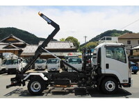 いすゞフォワードコンテナ専用車中型（4t）[写真10]