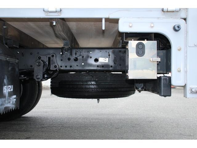 いすゞエルフアルミブロック小型（2t・3t）[写真28]