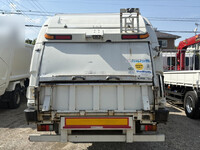 いすゞフォワードパッカー車（塵芥車）増トン（6t・8t）[写真09]