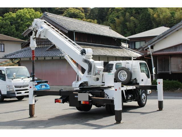 いすゞエルフ穴掘建柱車小型（2t・3t）[写真08]