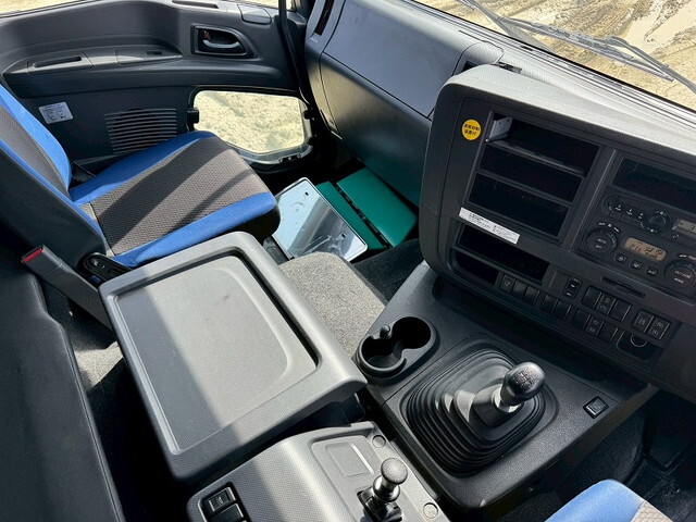 いすゞギガトレーラーヘッド（トラクターヘッド）大型（10t）[写真29]