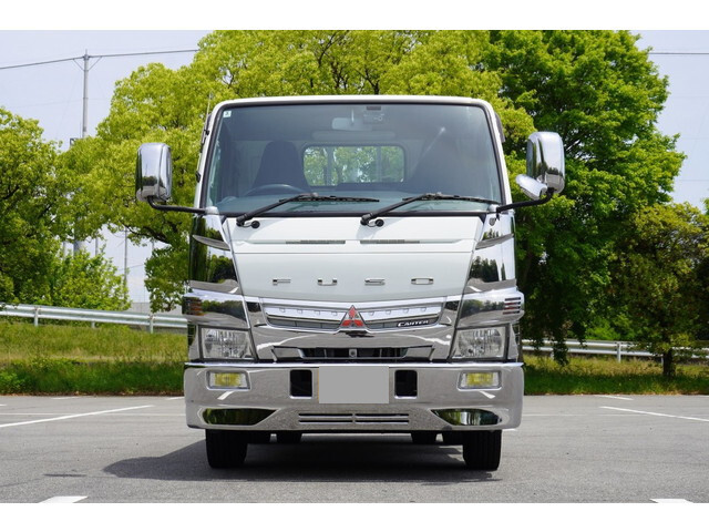 三菱ふそうキャンター平ボディ小型（2t・3t）[写真03]
