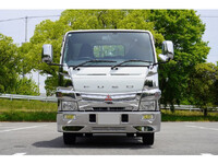 三菱ふそうキャンター平ボディ小型（2t・3t）[写真04]