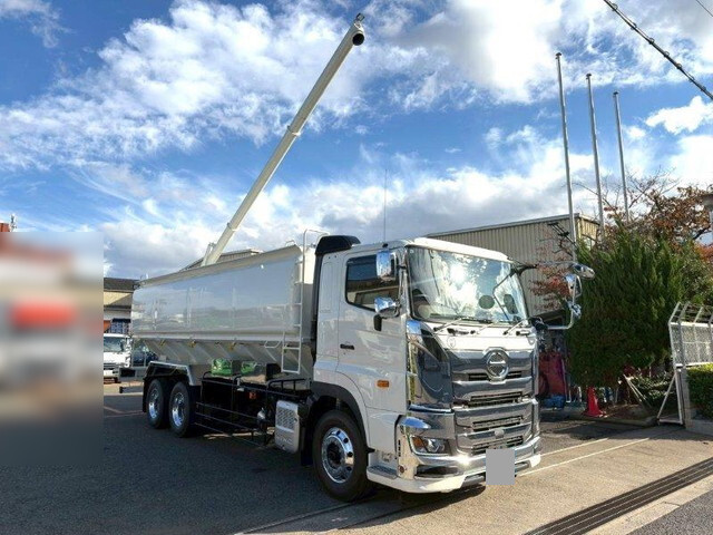 日野プロフィアバルク車（粉粒体運搬車）大型（10t）[写真06]