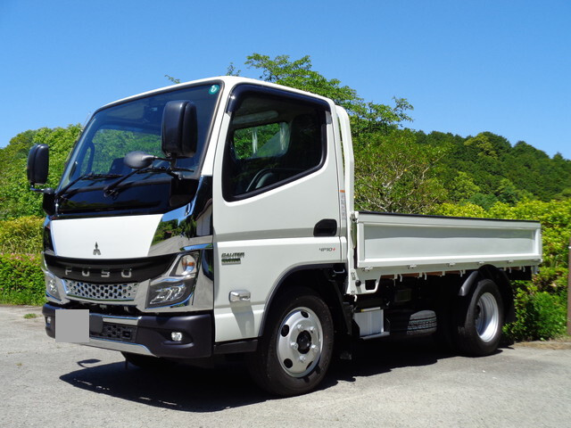 三菱ふそうキャンター平ボディ小型（2t・3t）[写真03]