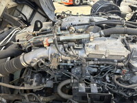 いすゞギガアルミウイング大型（10t）[写真32]