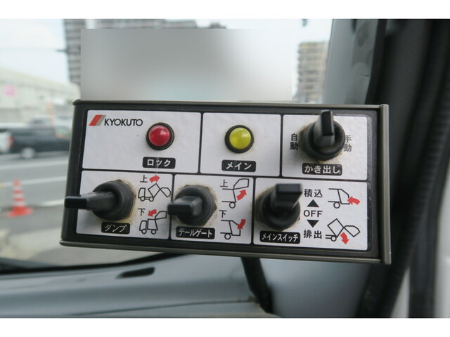 いすゞエルフパッカー車（塵芥車）小型（2t・3t）[写真22]