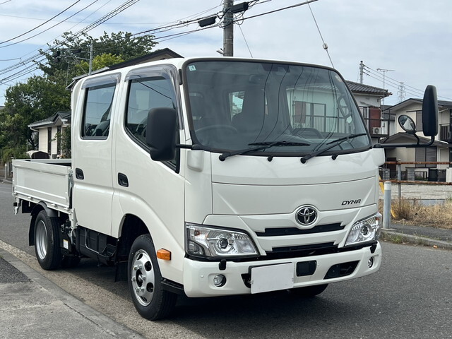 トヨタトヨエースダブルキャブ（Wキャブ）小型（2t・3t）[写真01]