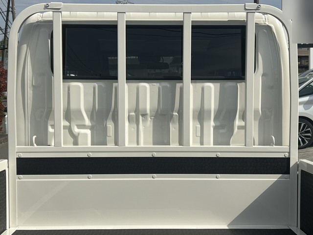 トヨタトヨエースダブルキャブ（Wキャブ）小型（2t・3t）[写真13]