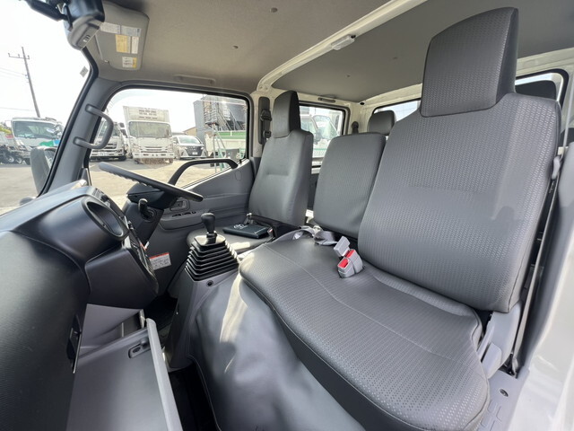 トヨタトヨエースダブルキャブ（Wキャブ）小型（2t・3t）[写真20]